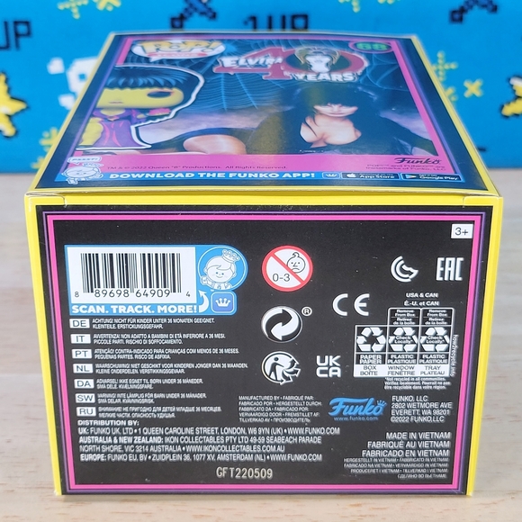 Funko PoP Icons Elvira 40 Years #68 Special Edition Collectible - Picture 8 of 11